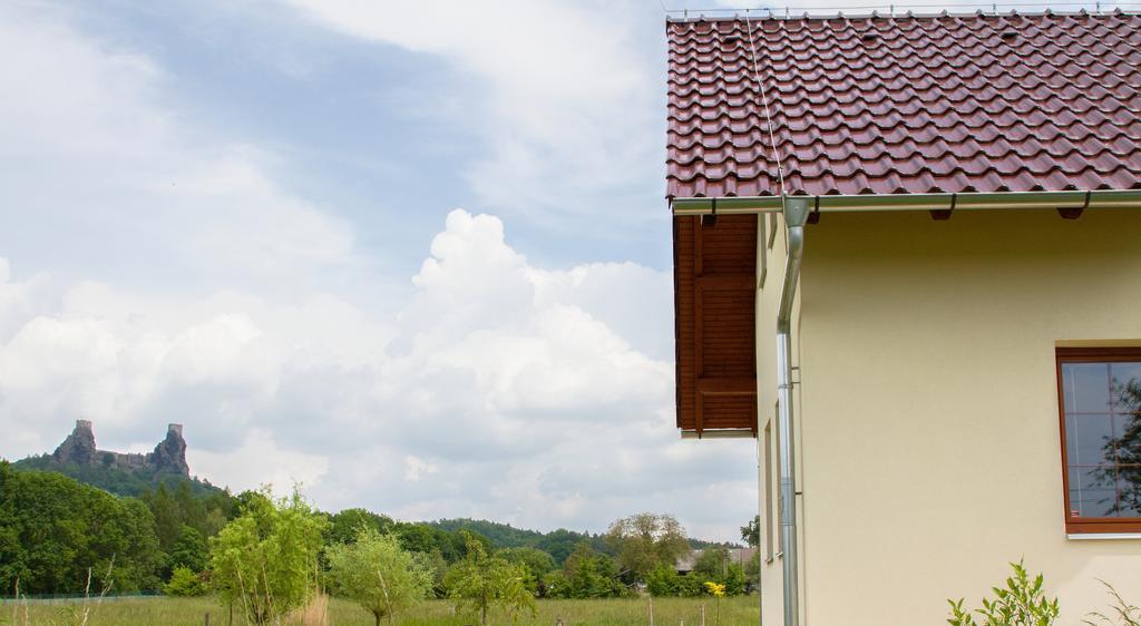 ホテル Penzion Recall Troskovice エクステリア 写真